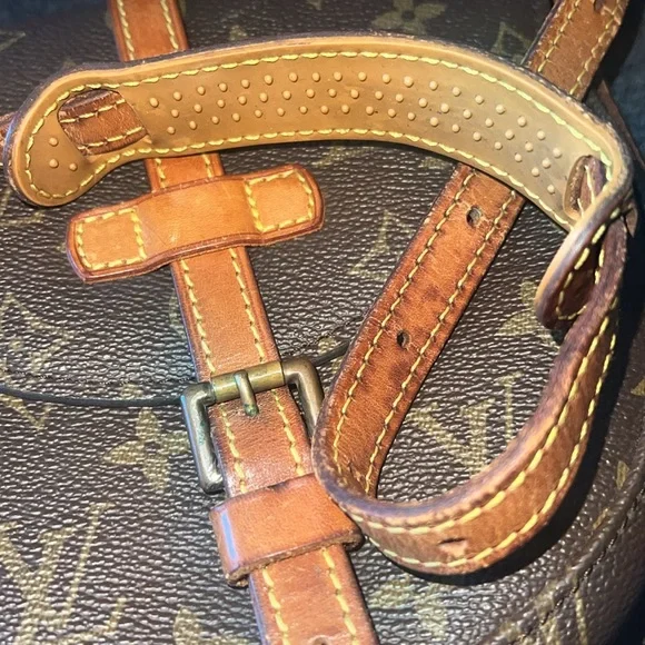 LV PM vintage Chantilly open to offers - Picture 3 of 13